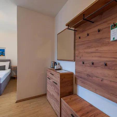 Na Spicaku Guest house