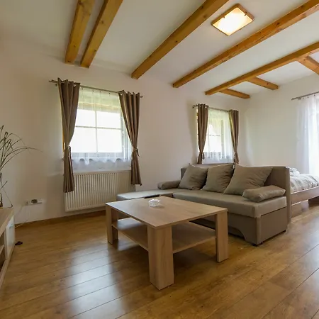 Guest house Na Spicaku 3*